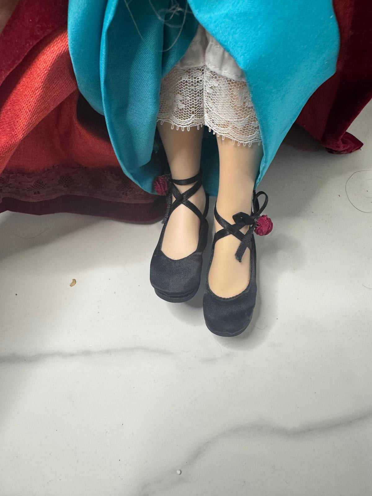 Vintage Ashton Drake Rapunzel – Princess Collection Porcelain Doll with Original Gown