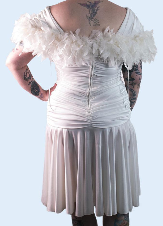 Vintage 1980’s Abby Kent White Off Shoulder Feather Sequin Embellished Ruched Cocktail Dress Size 8/10 Stretchy Marilyn Monroe Asymmetrical