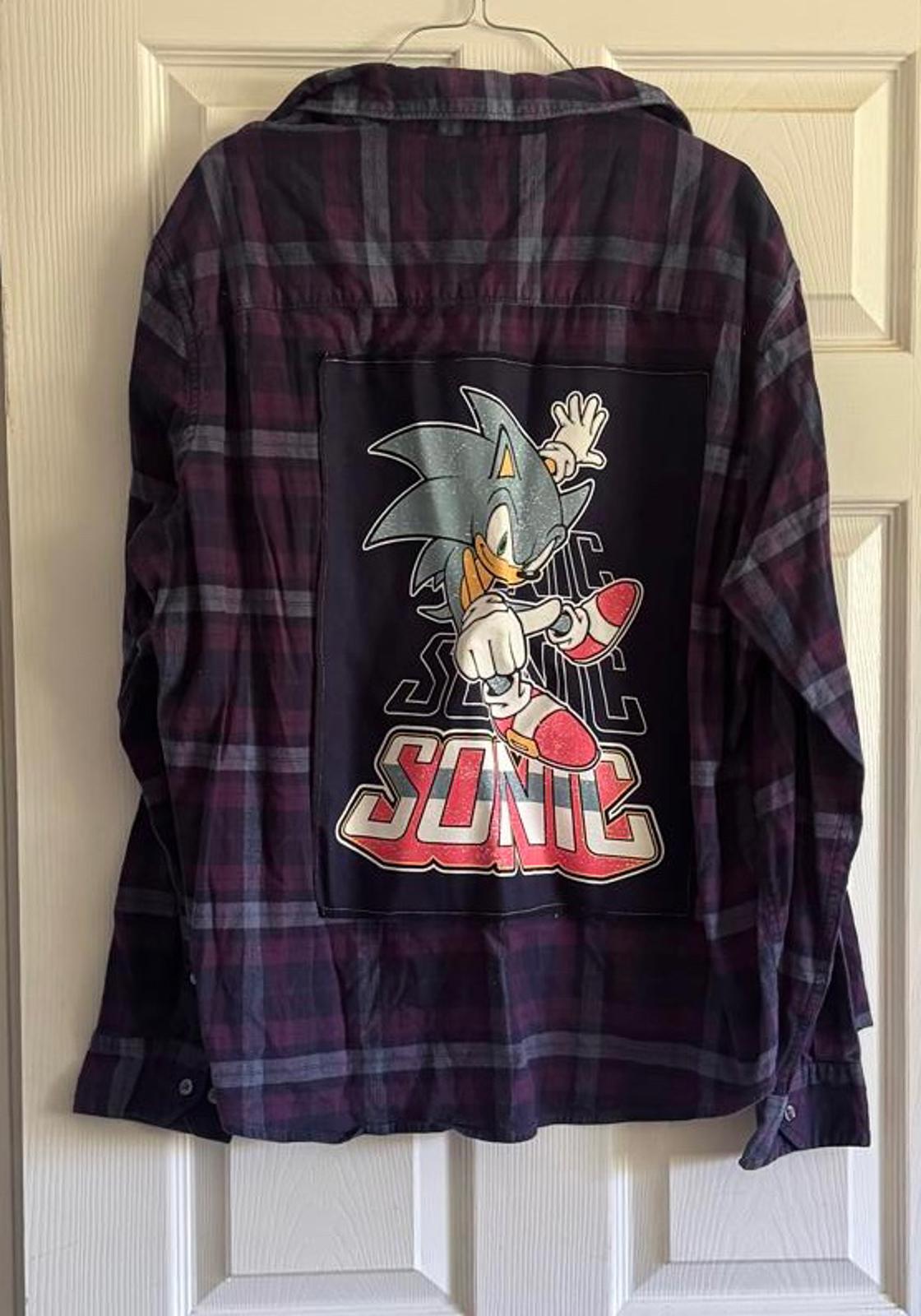 Sonic the Hedgehog Upcycle – APT.9 Men’s XXL | April 25th Flannels | Retro Gamer